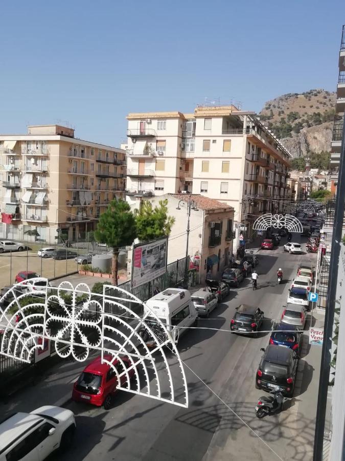Suite Roma 切法卢 外观 照片