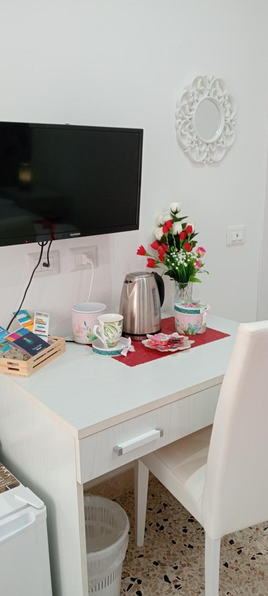 Suite Roma 切法卢 外观 照片